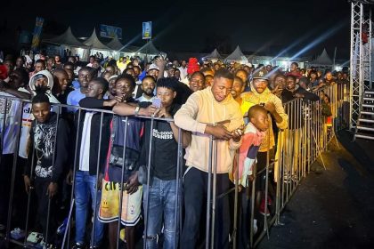 Première Journée du Festival Usiku Wa Zamani, Une Timidité Relative des Spectateurs