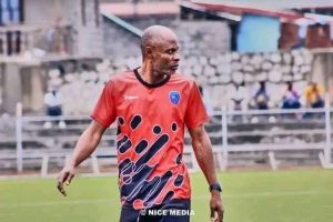 Mercato : Guy Lusadisu quitte l'AS Dauphin Noir pour le CS Manika Guy Lusadisu quitte l'AS Dauphin Noir pour le CS Manika