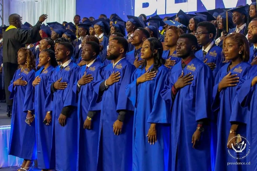 Le couple Présidentiel a procédé à la remise des bourses à 74 lauréats du programme Excellentia de la Fondation Denise Nyakeru Tshisekedi, édition 2023-2024