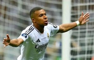 Le Real Madrid démarre en beauté avec Kylian Mbappé