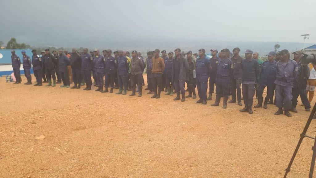 Arrivée à Beni de 97 policiers qui s'étaient réfugiés en Ouganda lors de la prise de Ishasha par le M23