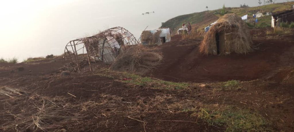 Un vent violent survenu dans la nuit du 11 au 12 septembre 2024 a causé d'importants dégâts dans plusieurs sites de déplacés à Kalehe, dans la province du Sud-Kivu