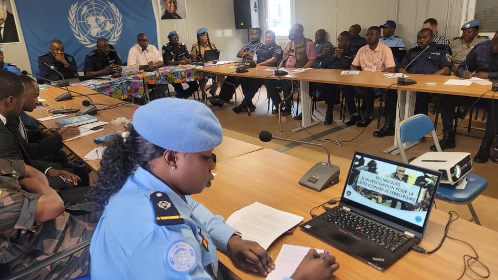 Vingt-cinq magistrats civils et militaires formés par la MONUSCO aux techniques d’investigation contre le terrorisme et la radicalisation en milieu carcéral
