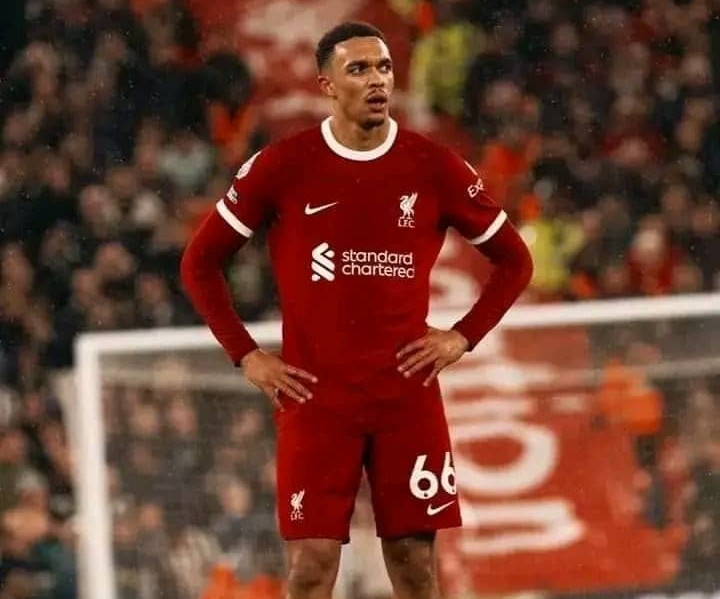 Alexander-Arnold dans le viseur du Real Madrid