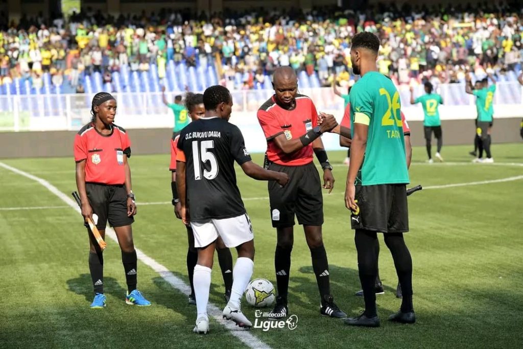 L'AS Vclub tenue en échec par Bukavu Dawa, le FC Saint-Éloi Lupopo s'impose face à l'US Tshinkunku