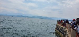 RDC : Interdiction immédiate de la navigation nocturne sur le lac entre le Nord-Kivu et le Sud-Kivu La société civile de Kalehe appelle le gouvernement congolais à ouvrir les routes