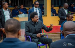 RDC : Le ministre de la Justice ordonne à l'auditeur militaire supérieur d'engager des poursuites contre les auteurs de la répression de la marche des élèves à Matadi Le ministre de la Justice ordonne à l'auditeur militaire supérieur d'engager des poursuites contre les auteurs de la répression de la marche des élèves à Matadi