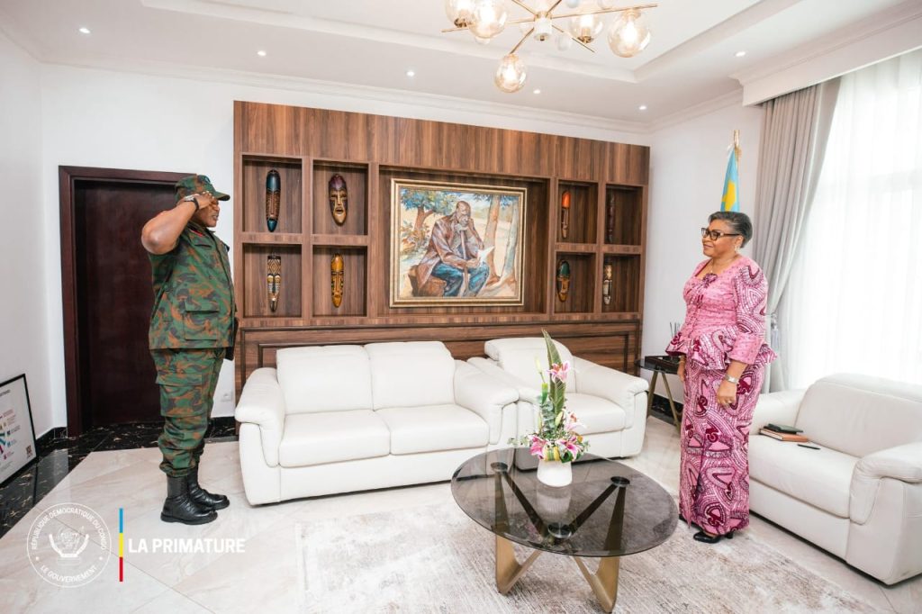 La Première Ministre Judith Suminwa Tuluka s'engage pour la montée en puissance du Service National