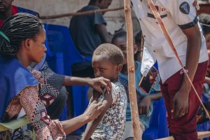 Sud-Kivu : MSF lance la campagne de vaccination contre le choléra dans le site minier de Lomera Plus de 39.000 personnes vaccinées contre le Mpox