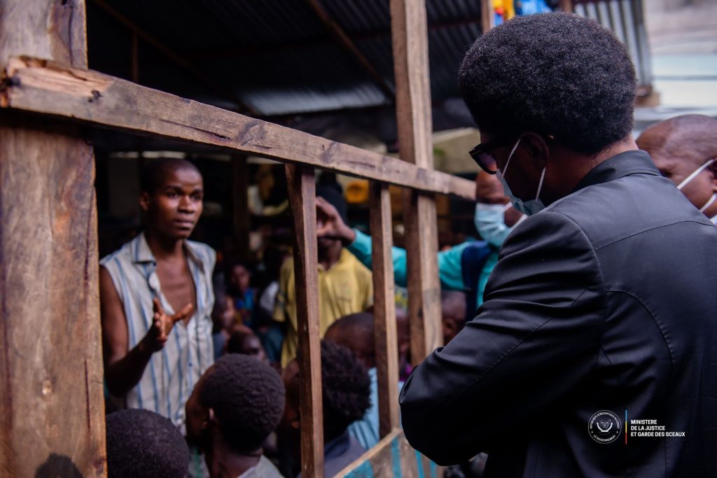 Constant Mutamba s’attaque à Paul Kagame et promet de lutter contre les traîtres en RDC