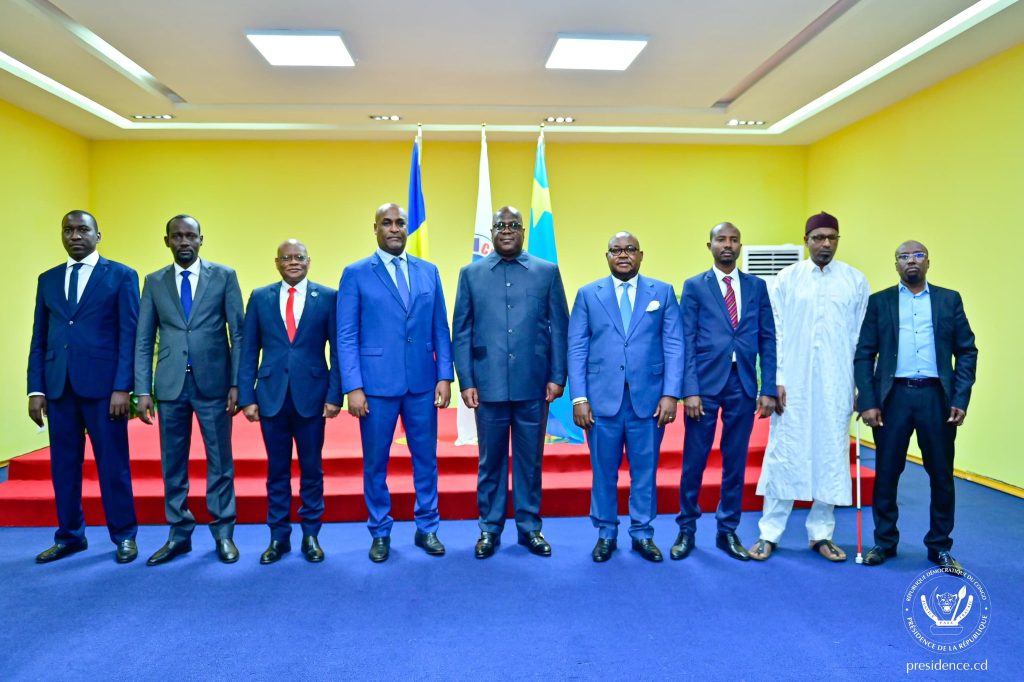 Félix Tshisekedi préside la signature d’un accord politique entre le gouvernement tchadien et l’opposition