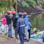 Un conducteur de tricycle tombe dans le lac Kivu, la jeunesse communale réclame des garde-fous