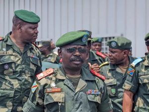RDC : Le Commandant de la 3ème zone de défense en tournée d'inspection dans le Haut-Uele Le Commandant de la 3ème zone de défense en tournée d'inspection dans le Haut-Uele