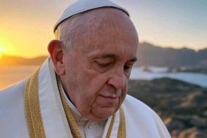 L'état de Santé du Pape Critique mais Stable