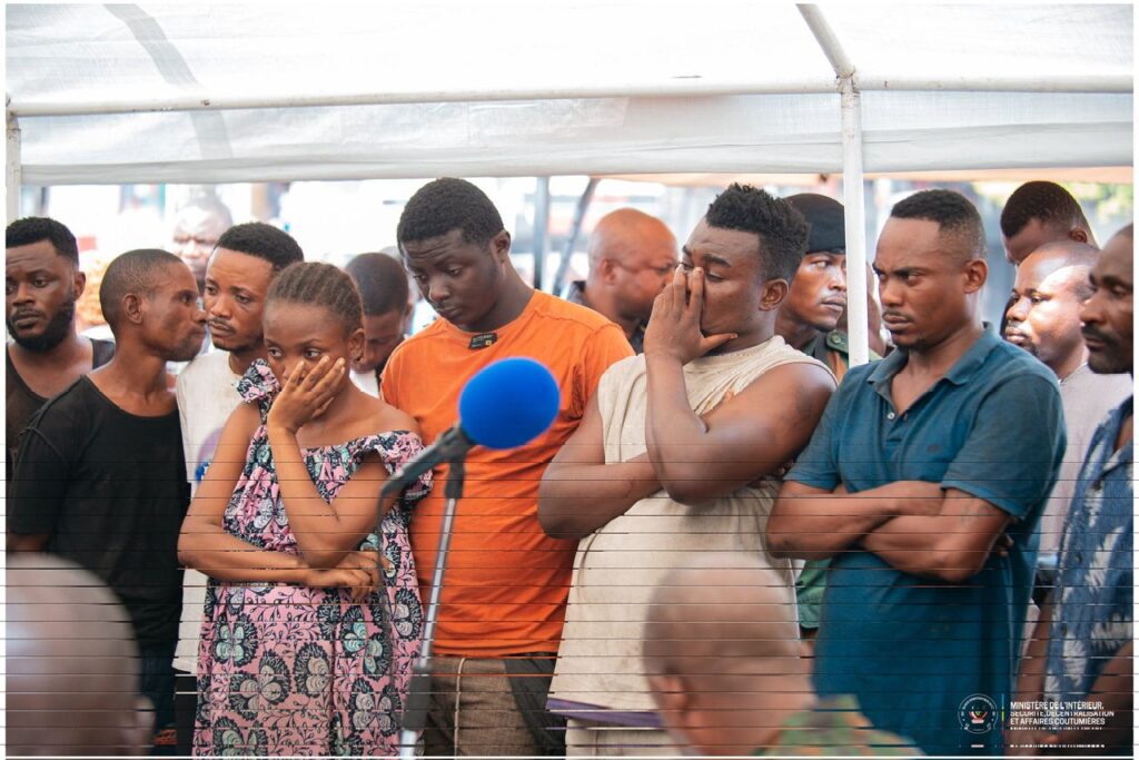 Huit présumés braqueurs jugés à Kinshasa dans l'opération Ndobo