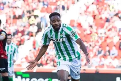 Cédric Bakambu buteur, le Real Betis accroché