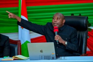 Le président burundais accuse Paul Kagame d’être le « commandant suprême du M23 »
