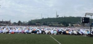 Goma : Des musulmans rompent le Ramadan au stade de l'Unité sous un message de paix Des musulmans rompent le Ramadan au stade de l'Unité sous un message de paix