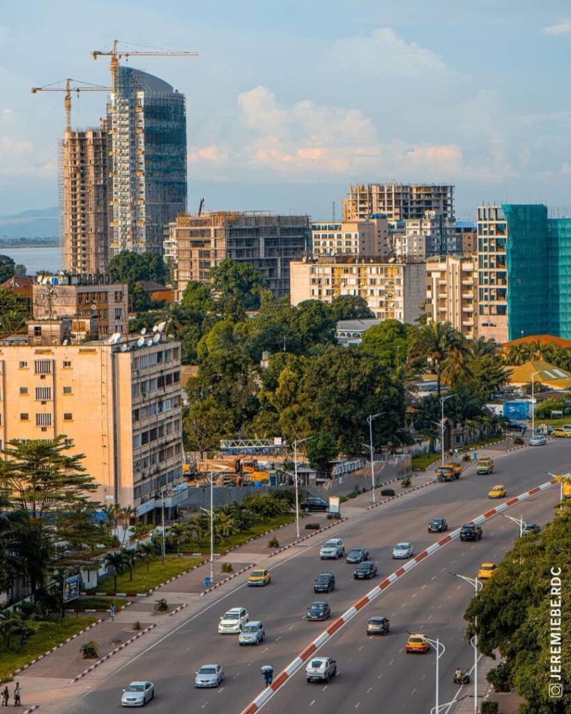 Décès d'un policier à Kinshasa, la garde de Suminwa accusée, la PNC annonce des enquêtes