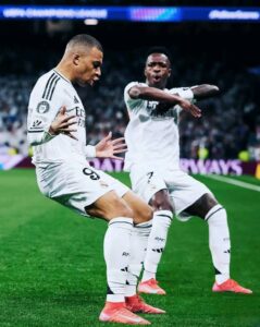 Le Real Madrid en quête de la finale face à la Real Sociedad