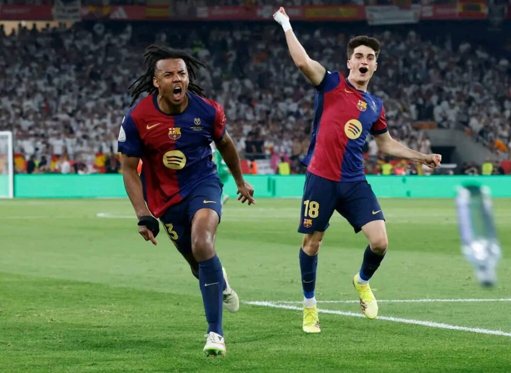 Le FC Barcelone triomphe en finale contre le Real Madrid