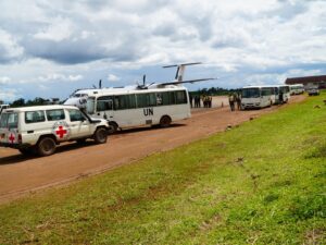 1359 militaires désarmés évacués de Goma à Kinshasa avec l’appui du CICR