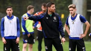 Présenté ce lundi 26 mai, Xabi Alonso a officiellement pris les rênes du Real Madrid