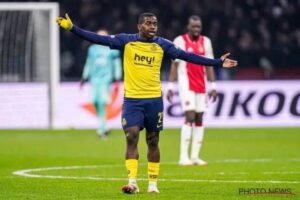 Transfert : Noah Sadiki ciblé par la Ligue 1 et la Premier League Noah Sadiki ciblé par la Ligue 1 et la Premier League