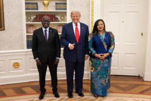 Olivier Nduhungirehe salue un tournant historique après l'accord de paix avec la RDC