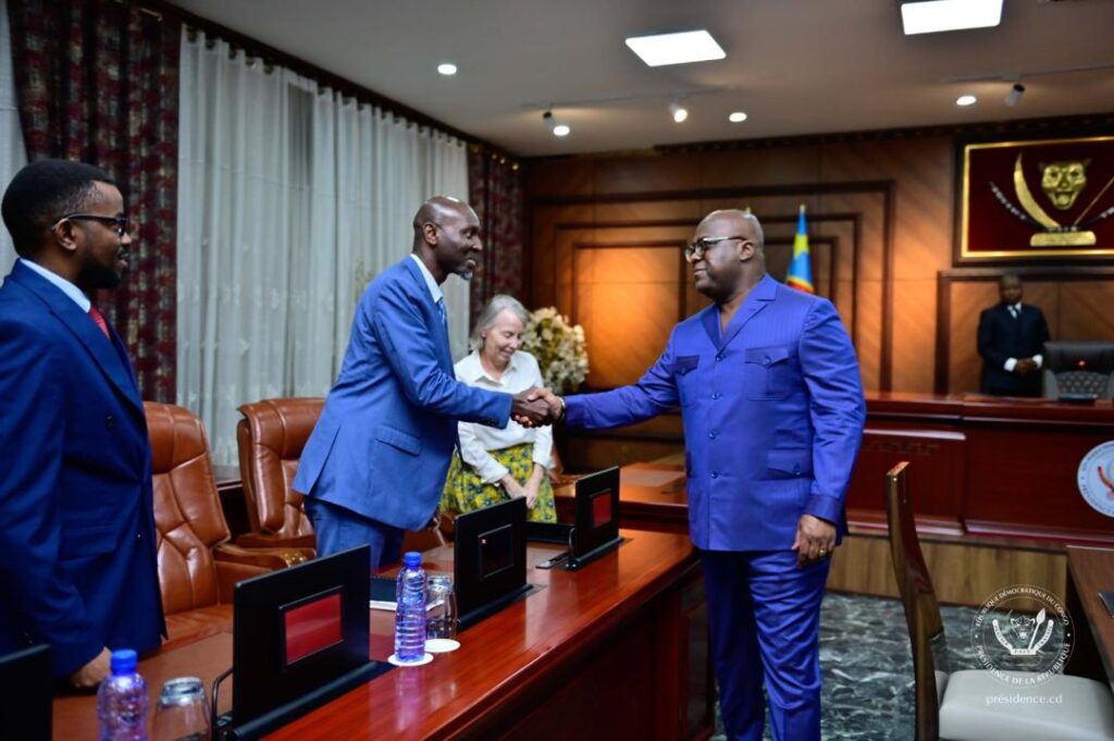 Signature d'un accord minier historique