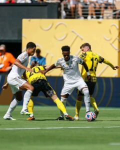 Le Real Madrid rejoint le PSG en demi-finales