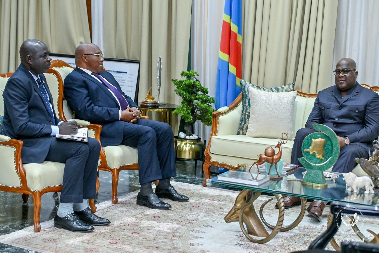 Tshisekedi reçoit l'ambassadeur sortant du Congo-Brazzaville pour des adieux
