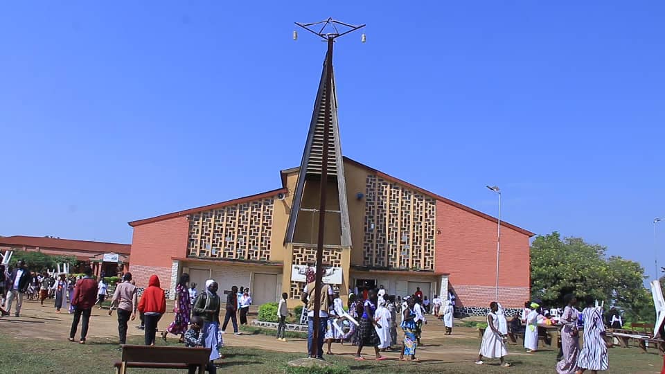 L'Église catholique accuse l'État de siège d'opérer en connivence avec les miliciens CODECO