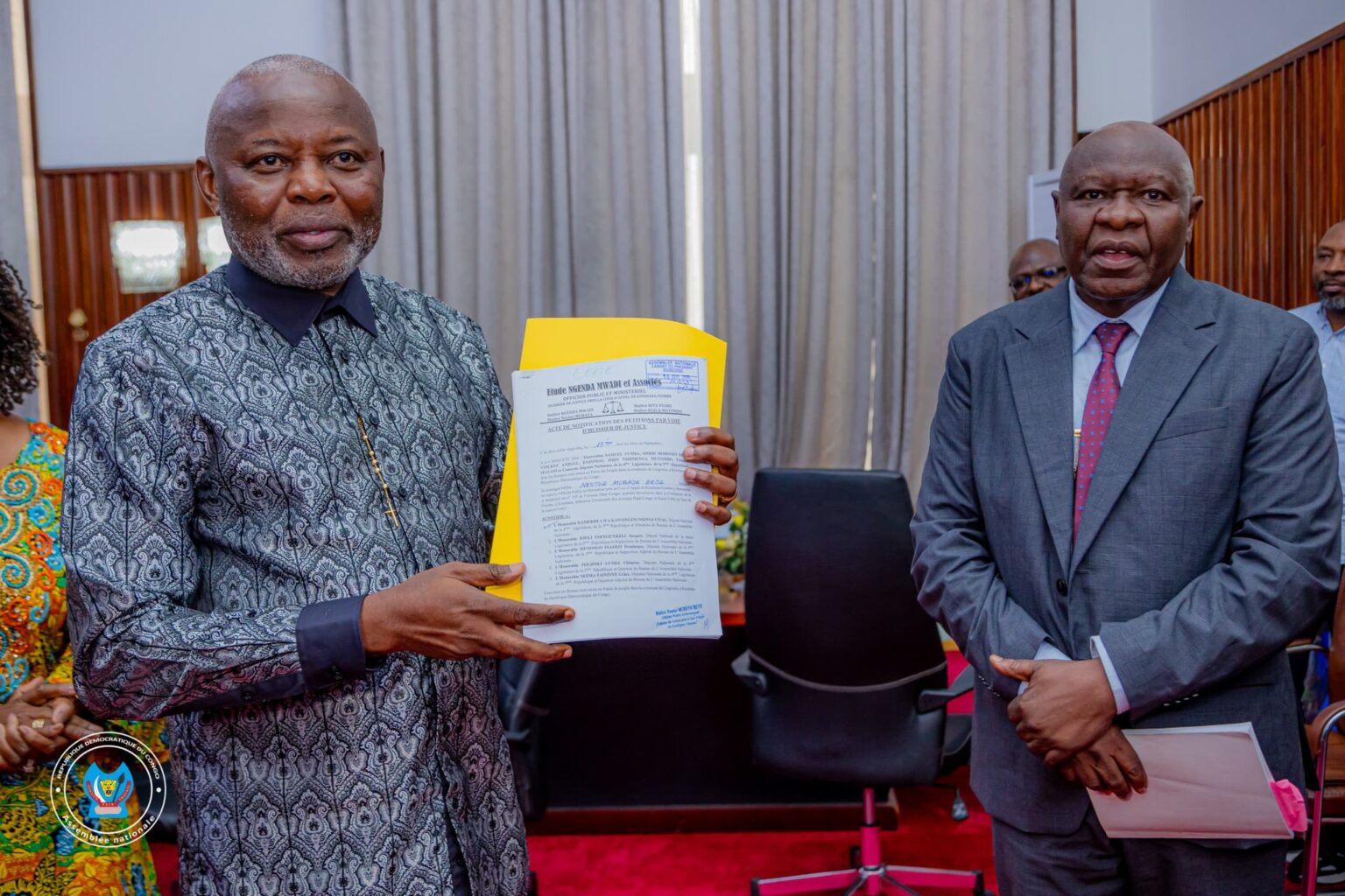 Plénière pour examiner les pétitions contre le bureau de l'Assemblée nationale