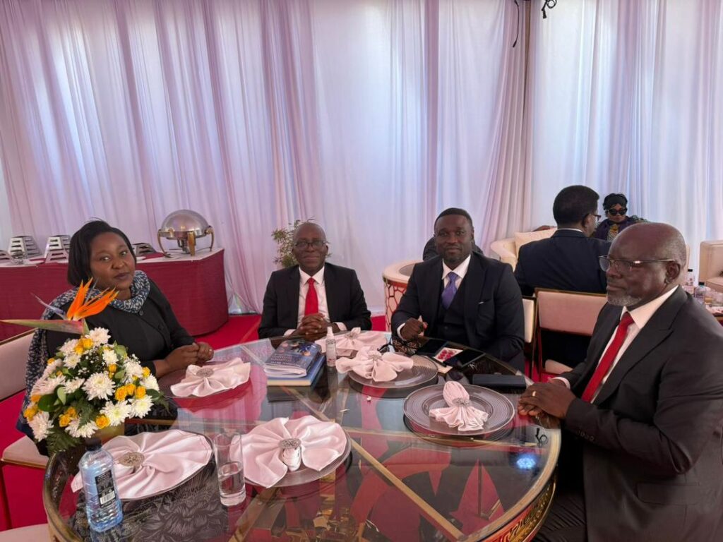 Nairobi : L’opposition se rebiffe, « La démocratie, c’est le grand nombre, et il est ici » Augustin Matata L’opposition se rebiffe, « La démocratie, c’est le grand nombre, et il est ici » Augustin Matata