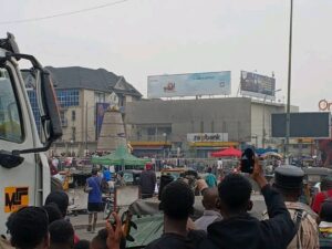 Kinshasa : Braquage déjoué à l’agence Rawbank Victoire Braquage déjoué à l’agence Rawbank Victoire