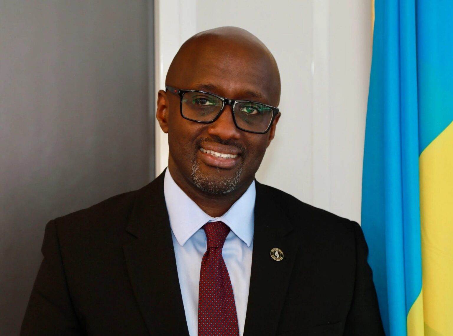 Le ministre rwandais des Affaires étrangères, Olivier J. P. Nduhungirehe