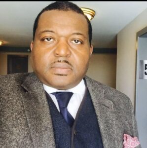 RDC : L’UDPS suspend Abraham Luakabuanga, Leya et Antoine pour manquement grave L’UDPS suspend Abraham Luakabuanga, Leya et Antoine pour manquement grave