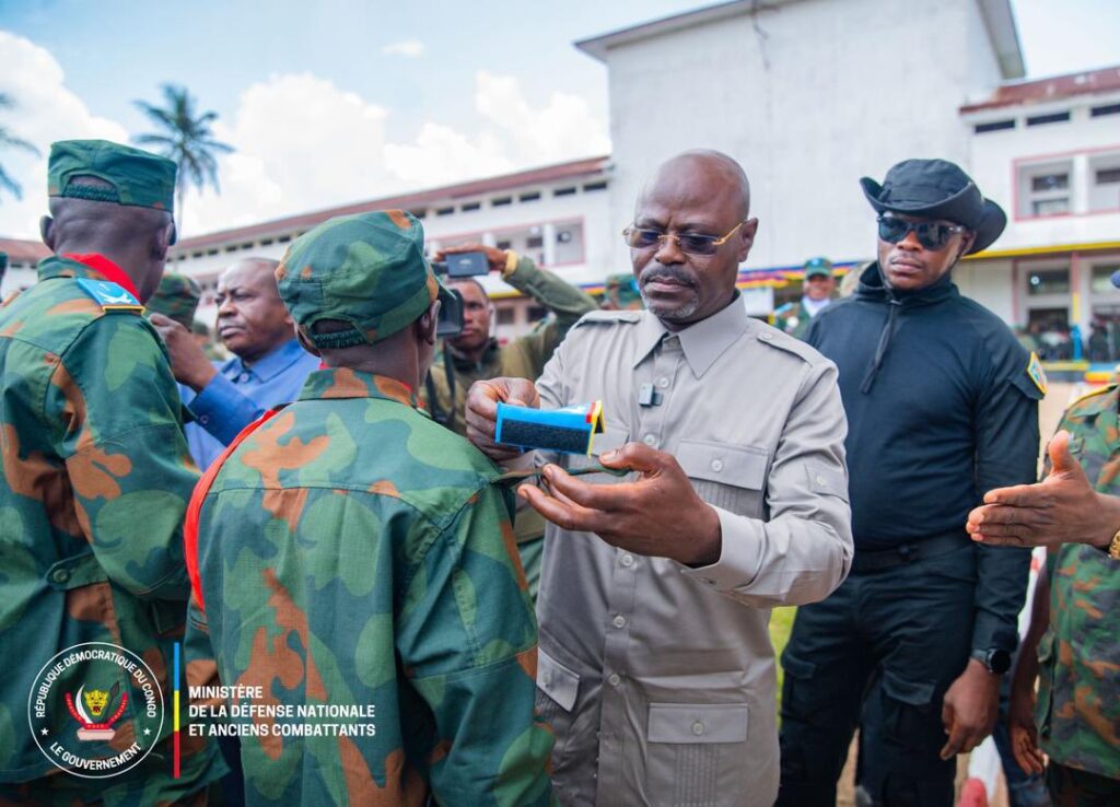 135 nouveaux officiers prêtent serment à l’académie militaire de Kananga