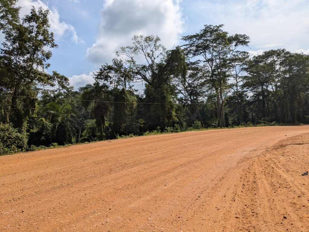 Les prestataires de soins sur l'axe Njiapanda suspendent les services après les attaques ADF