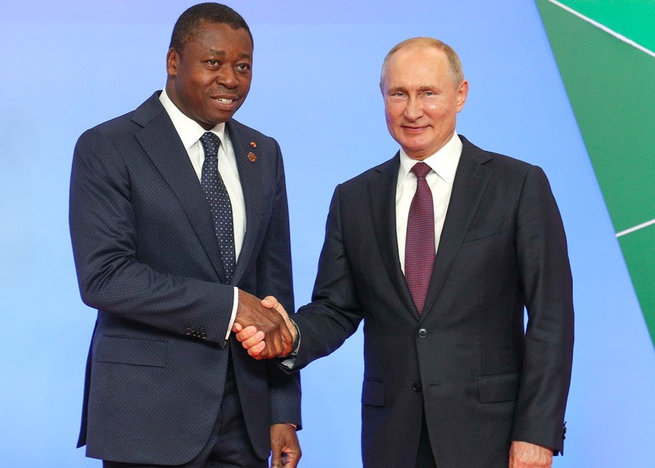 Monde : Faure Gnassingbé attendu à Moscou pour rencontrer Vladimir Poutine