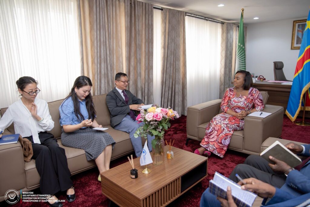 la Chine renforce sa collaboration avec Kinshasa