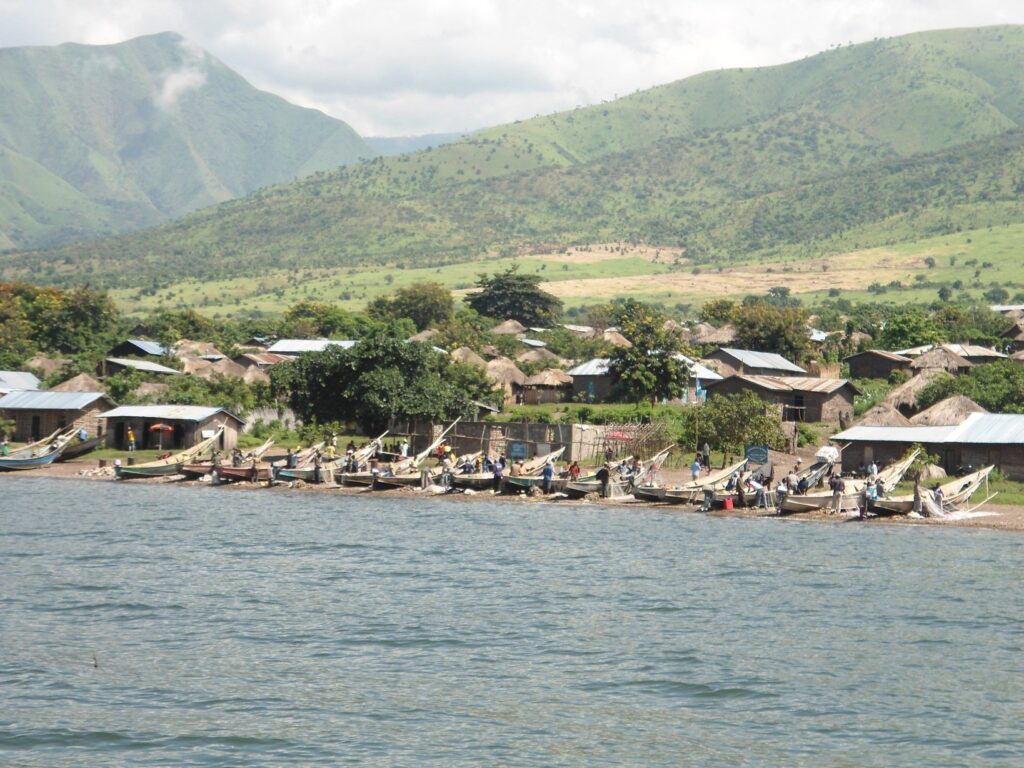 destruction des engins de pêche interdits à Nyakakoma