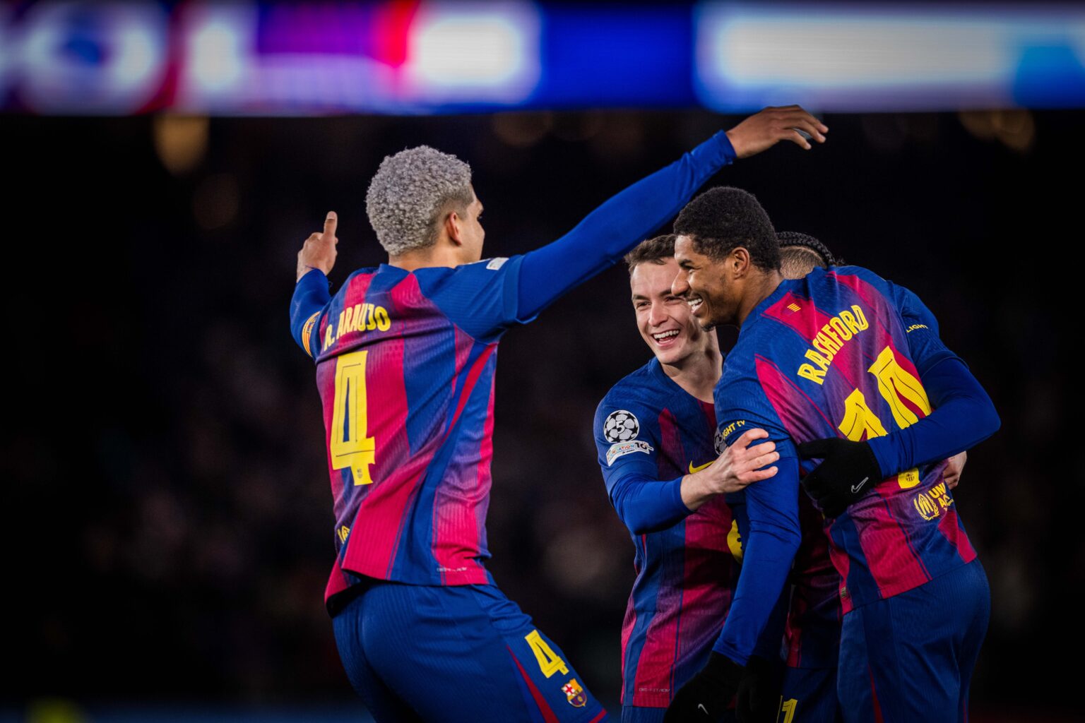 Barcelone brille, le Real Madrid tombe à Lisbonne