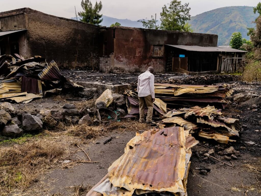 des maisons incendiées lors d’affrontements entre groupes Wazalendo