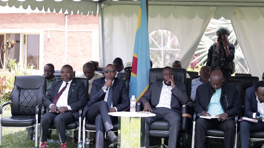 le gouverneur Bahati Musanga mobilise les cambistes pour la sécurité et la cohésion sociale