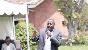 Goma : le gouverneur Bahati Musanga mobilise les cambistes pour la sécurité et la cohésion sociale le gouverneur Bahati Musanga mobilise les cambistes pour la sécurité et la cohésion sociale