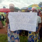 Des centaines d’habitants de la cité de Minembwe, dans les hauts plateaux du territoire de Fizi au Sud-Kivu
