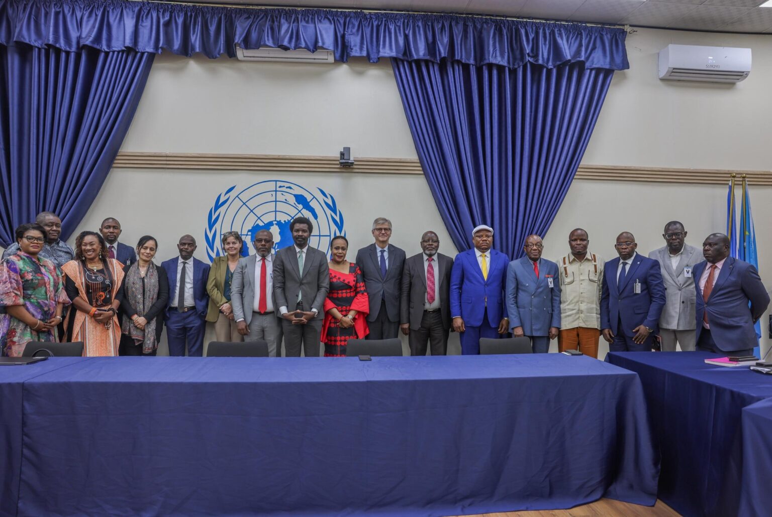 Jean-Pierre Lacroix échange avec l'opposition sur la sécurité