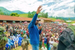 Le gouverneur du Nord-Kivu sous administration de l’AFC/M23, Bahati Musanga Erasto, a entamé une tournée dans la collectivité de Bwito, territoire de Rutshuru